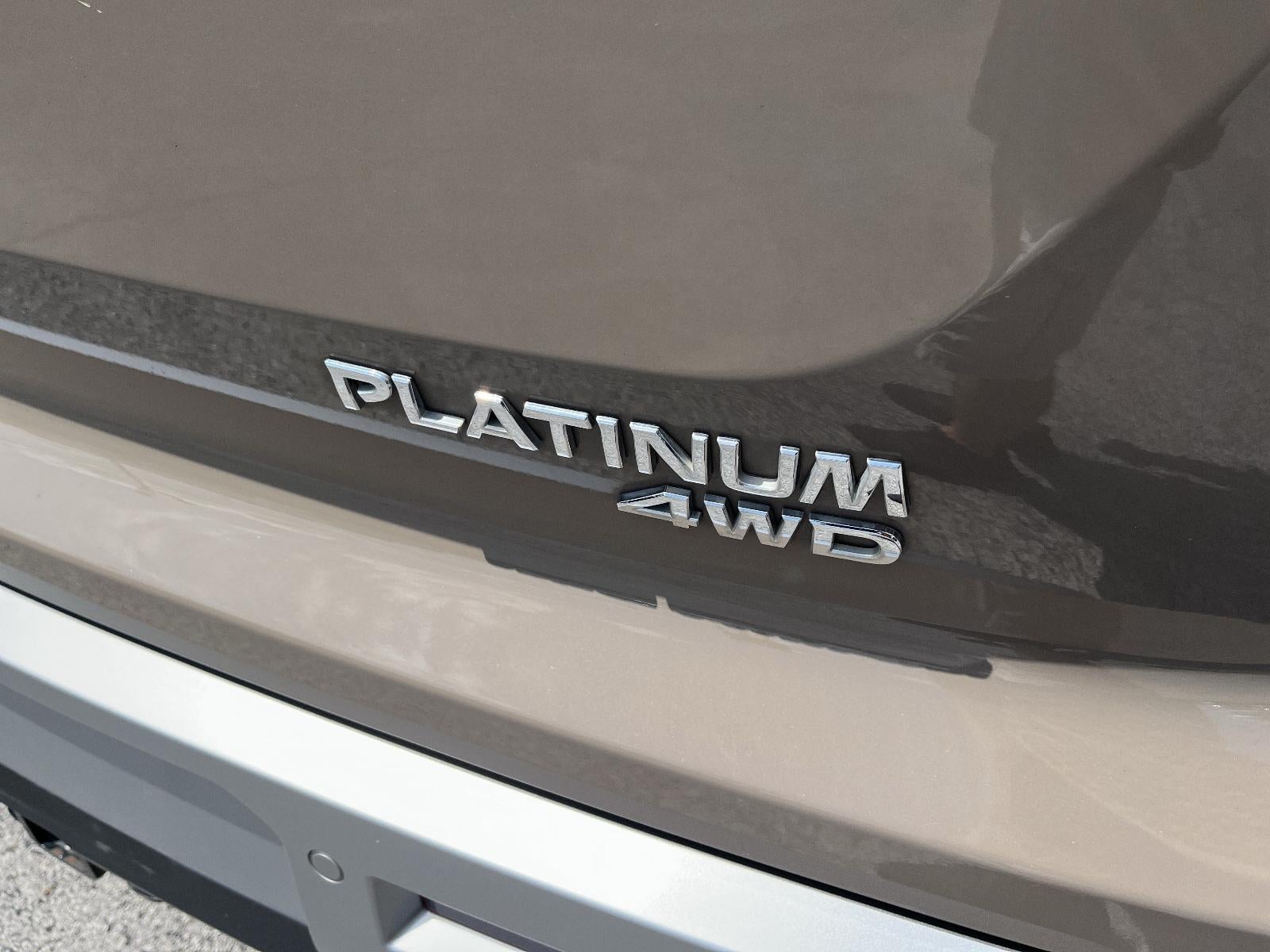 2023 Nissan Pathfinder Platinum