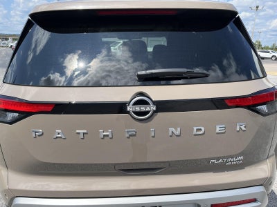 2023 Nissan Pathfinder Platinum