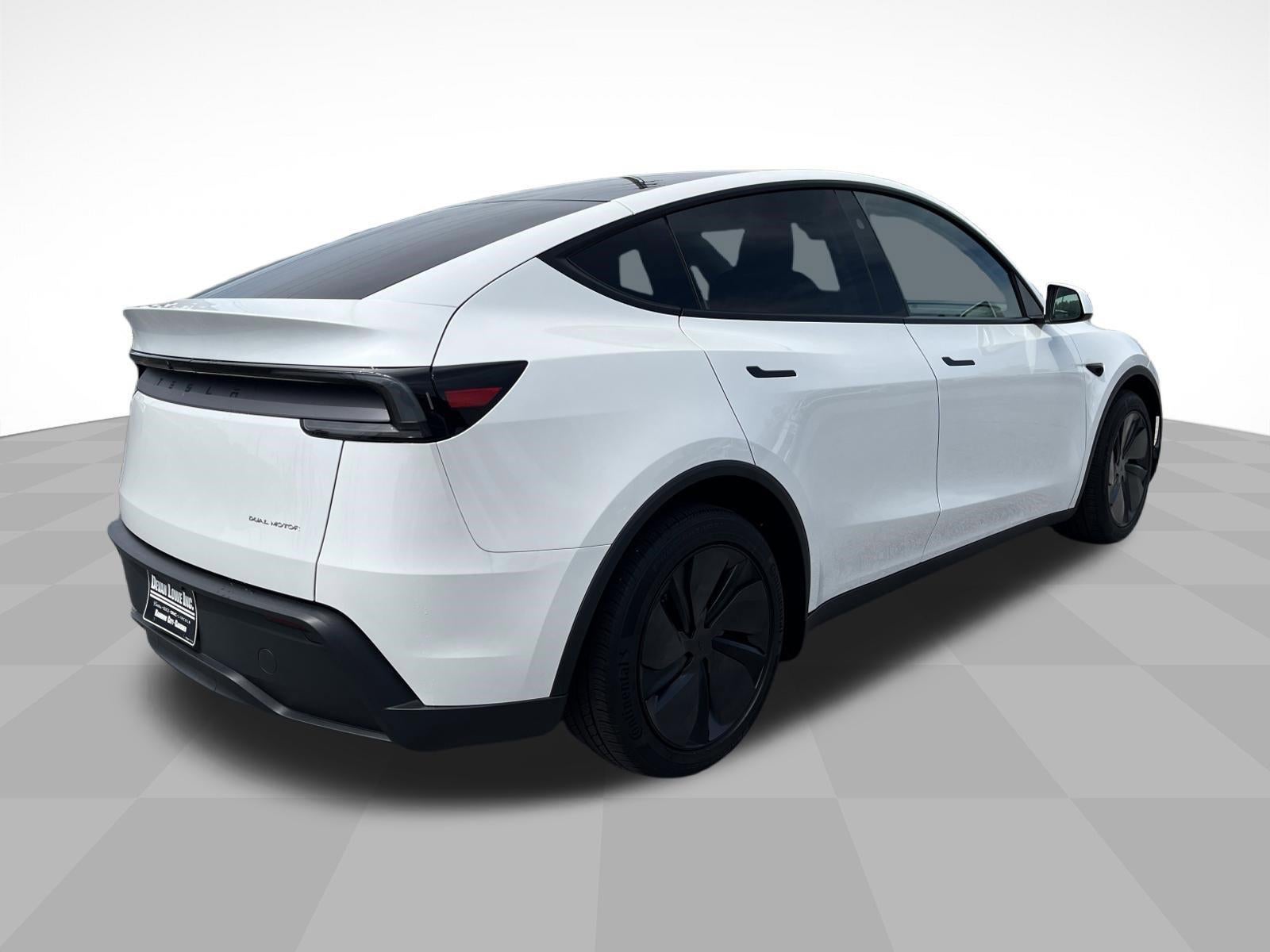 2026 Tesla Model Y 4DR AWD