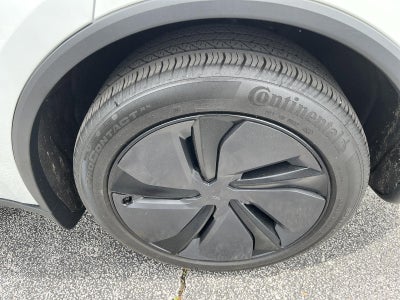 2026 Tesla Model Y 4DR AWD